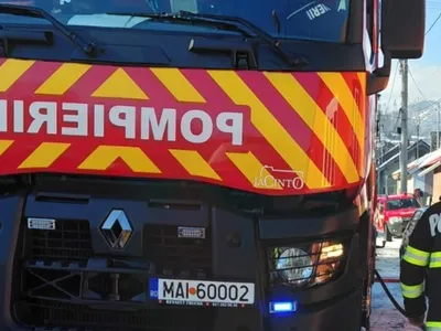 Accident pe A1, camion cu sulfat de amoniu implicat (sursa: Facebook/ISU Hunedoara)