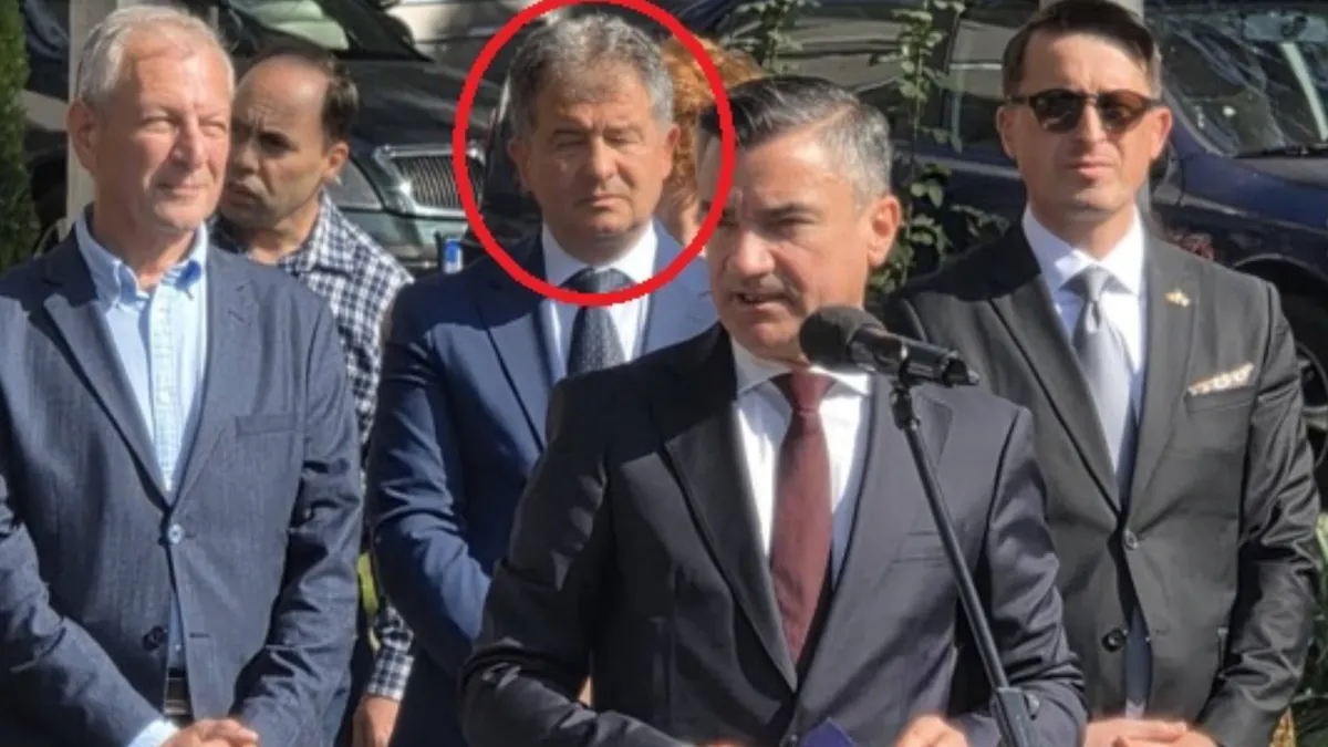 Cristian Andrieș (PSD), alături de primarul Mihai Chirica