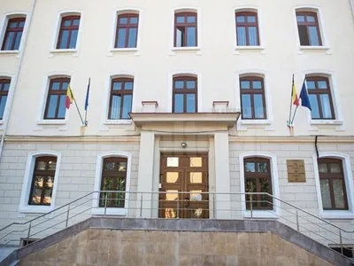 Închisoare pentru o palmă peste posterior, sentință la Judecătoria Suceava (sursa: monitorulsv.ro)