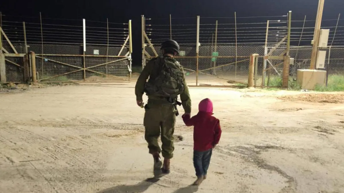 Departament pentru plecarea palestinienilor din Gaza (sursa: Facebook/Israel Defense Forces)