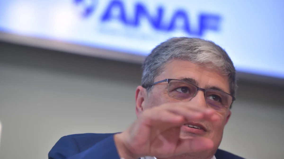 Ciucă, despre viitorul portofoliului lui Boloș (sursa: Facebook/Marcel Boloș)