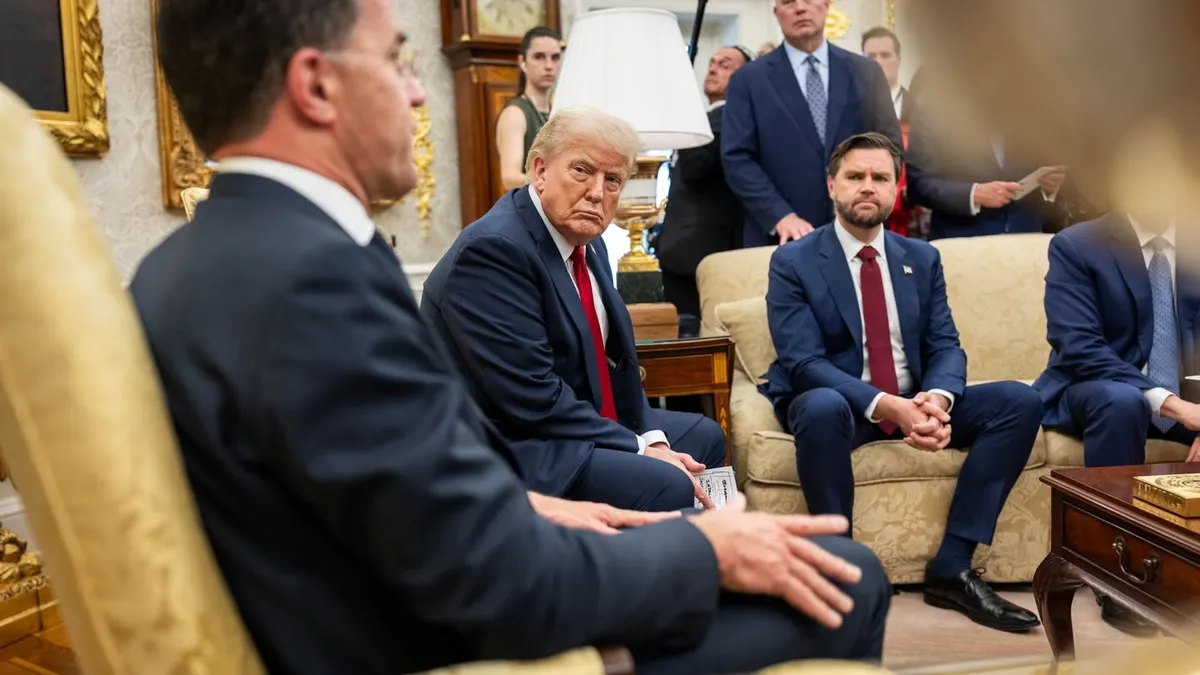 Trump dezminte sprijinul pentru atacuri în Rusia (sursa: Facebook/The White House)