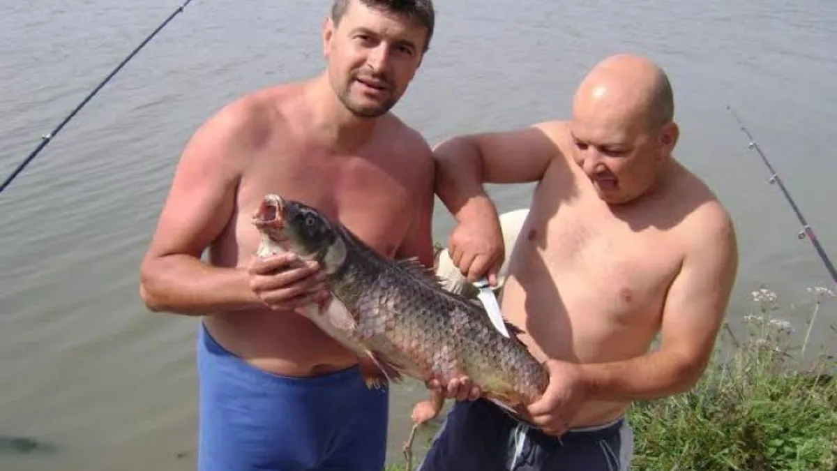 Primarul Cătălin Coman a prins un pește mare