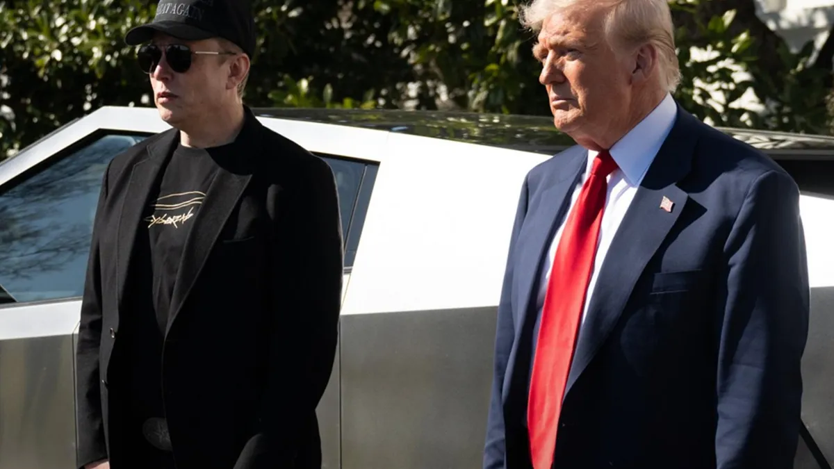 Agenția Moody’s avertizează: SUA, declin fiscal (sursa: Facebook/The White House)