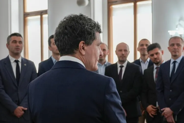 Nicușor Dan vrea patru partide (Guvern) (sursa: Facebook/Nicușor Dan)