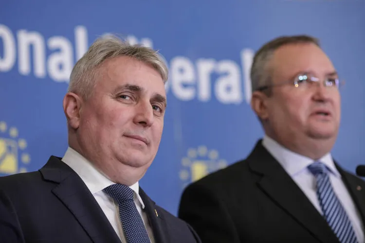 Bode și Ciucă: închisoare pentru proteste (sursa: Inquam Photos/Sabin Cîrstoveanu)