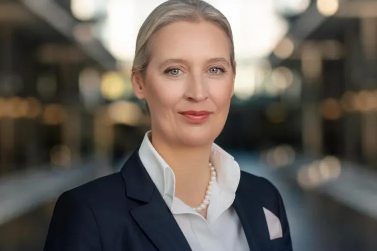 AfD cere petrol importat din Rusia (sursa: Facebook/Alice Weidel)
