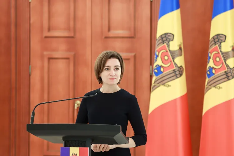 Sondaj Republica Moldova: Maia Sandu și PAS ar câștiga fără probleme alegerile. Însă 48% dintre cei chestionați nu cred că Rusia e o amenințare sau că ar manipula protestele