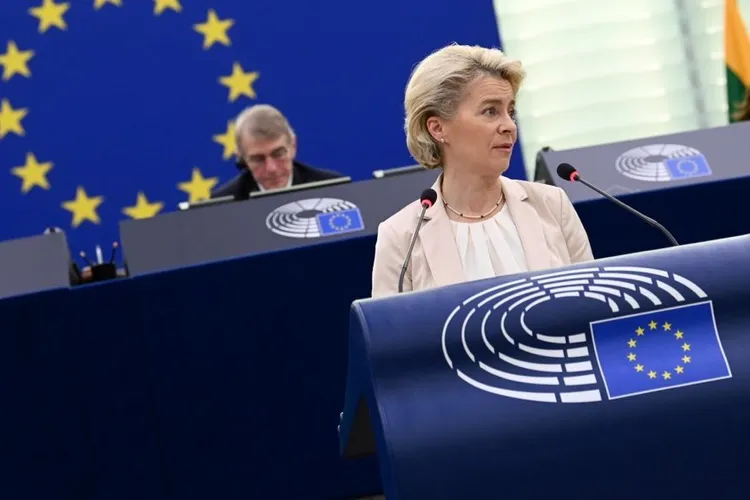 Polonia rămâne fără PNRR (Twitter/UrsulavonderLeyen)