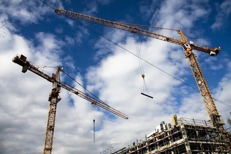 Producătorii de materiale de construcţii, panică (sursa: ziaruldeiasi.ro)