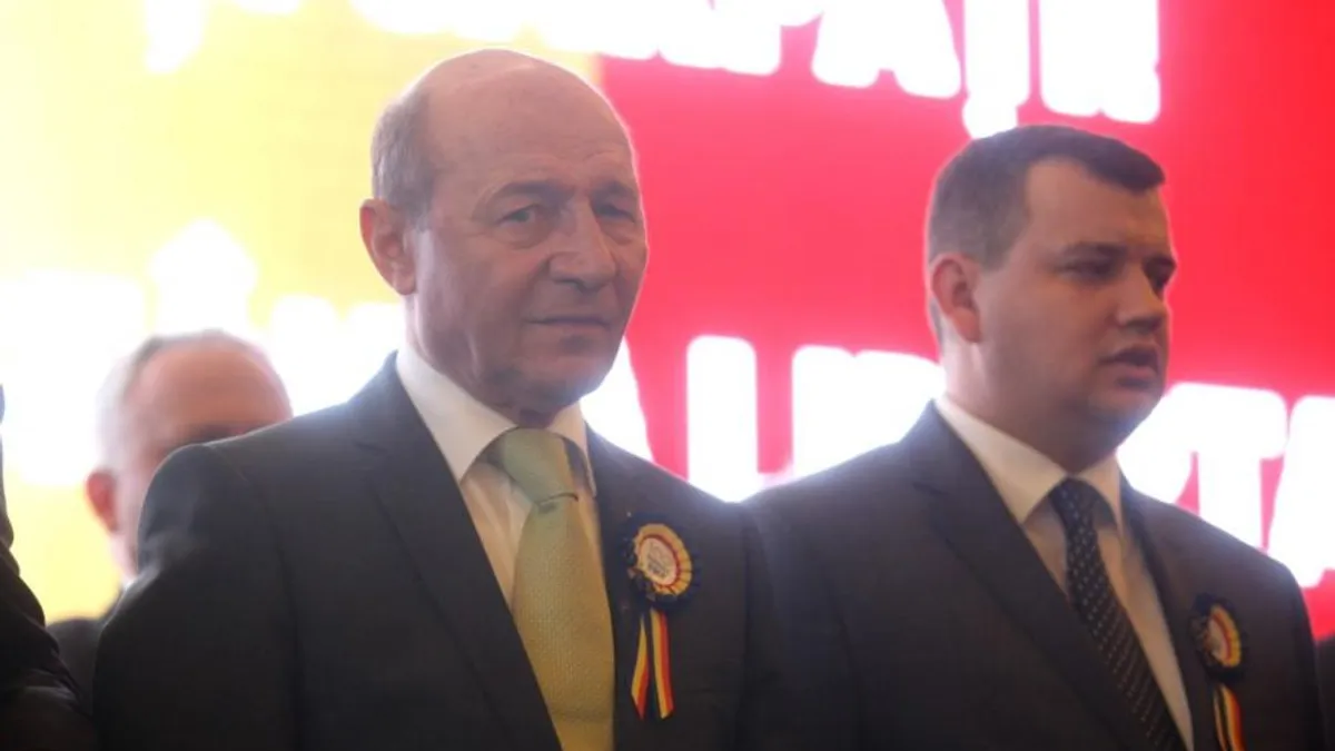 Băsescu nu-l critică pe Tomac, dar spune că va conduce un guvern slab Foto: Moldova.org