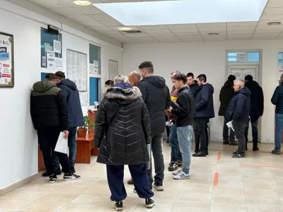 Înmatricularea digitală a autoturismelor se face la ghișeu și la poștă (sursa: ziaruldeiasi.ro)