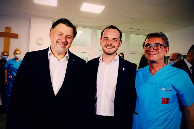 15.000 de euro, șpaga pentru angajarea unui asistent medical la SJU Timișoara - discuție înregistrată și prezentată de medicul Ciprian Maxim