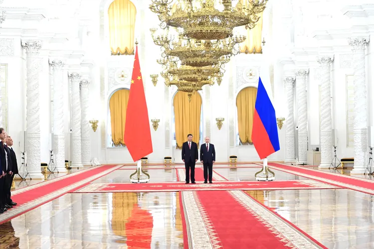 Xi îl ține pe Putin în stand-by Foto: Kremlin.ru