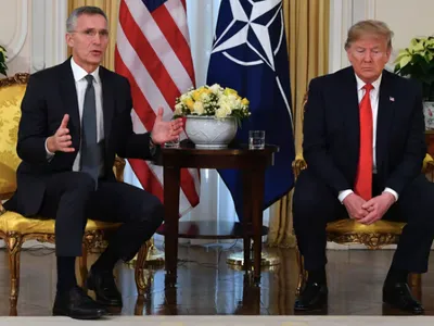 Trump subminează securitatea NATO, spune Stoltenberg (sursa: politico.eu)