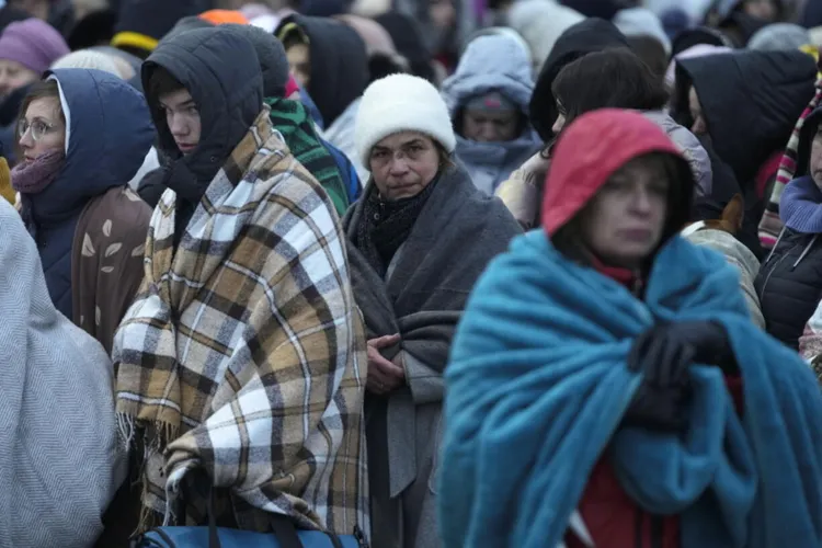 Ucraina speră să evacueze 6.000 de femei, copii și bătrâni din Mariupol