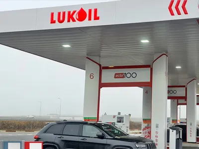 Activele Lukoil din România, la un pas de vânzare (sursa: Facebook/LUKOIL Romania)