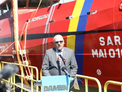 După articolul DeFapt.ro despre navele IGSU noi nefolosite, MAI susține că a găsit soluția: va transfera comandanți de la Poliția de Frontieră (sursa: Facebook/IGSU - Inspectoratul General pentru Situatii de Urgenta, Romania)