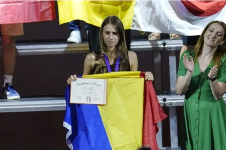 Elevă româncă, medaliată la Olimpiada Internațională de Lingvistică: își va continua studiile în Spania