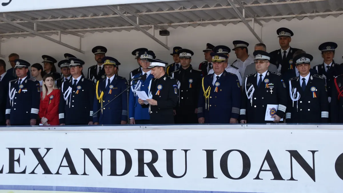 Guvernul a majorat sumele alocate pensiilor speciale plătite de ministerul de Interne Foto: Facebook