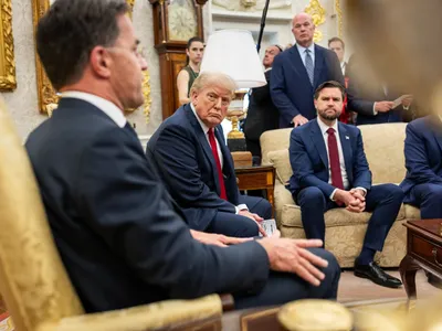 Trump dezminte sprijinul pentru atacuri în Rusia (sursa: Facebook/The White House)