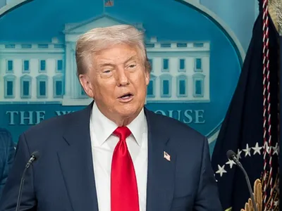 Trump s-a sucit: nu mai pune tarife țărilor UE care sprijină Groenlanda (sursa: Facebook/The White House)