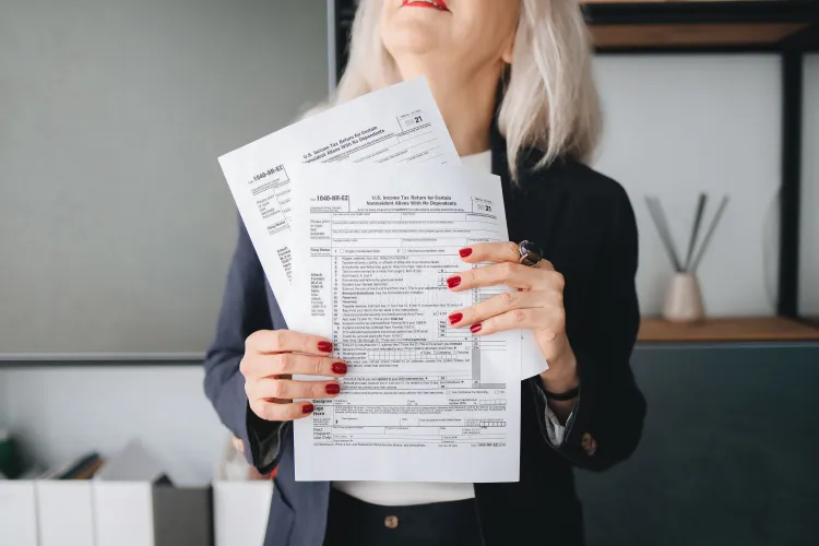 Adeverință de venit respinsă la pensie: cum afli motivul și ce poți face pentru remedierea problemei