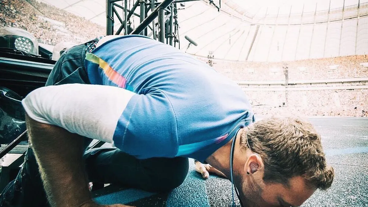 Solistul Coldplay, Chris Martin, le spune fanilor să fie alături de familia lui Charlie Kirk Foto: Instagram