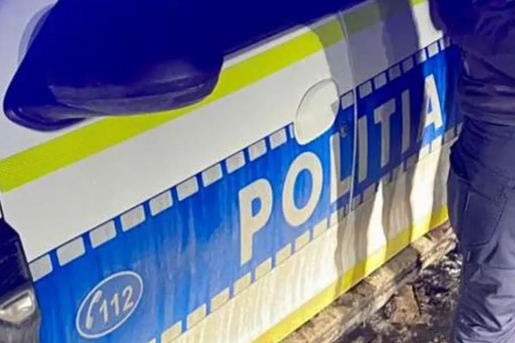 Polițist cercetat după amendarea unui pompier (sursa: Facebook/Poliția Română)