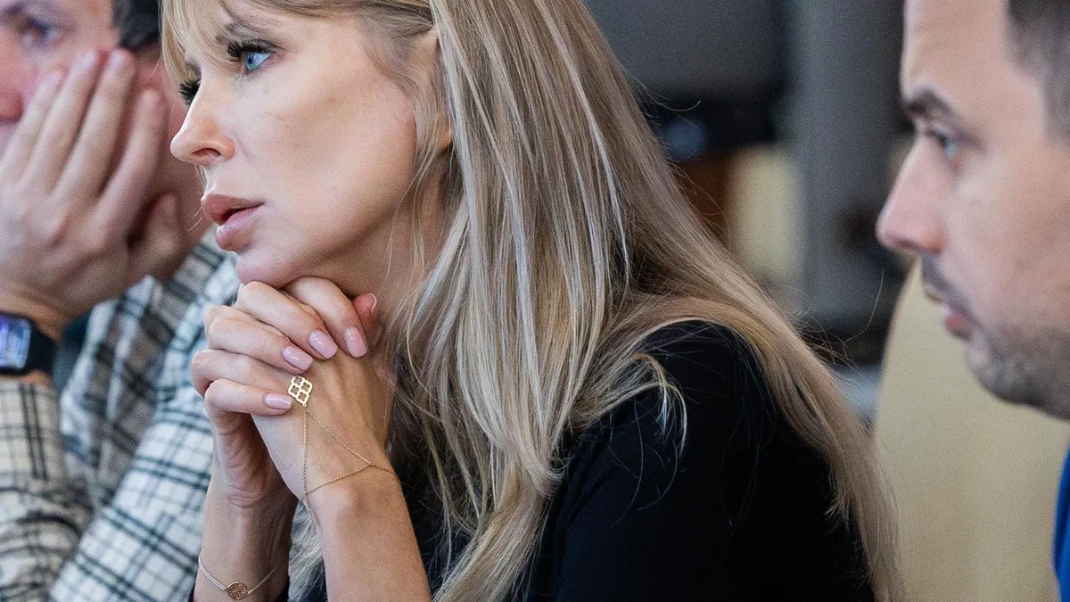 Prima demisie majoră din PSD după alianța cu AUR: senatoarea Victoria Stoiciu, fost vicepreședinte Foto: Facebook