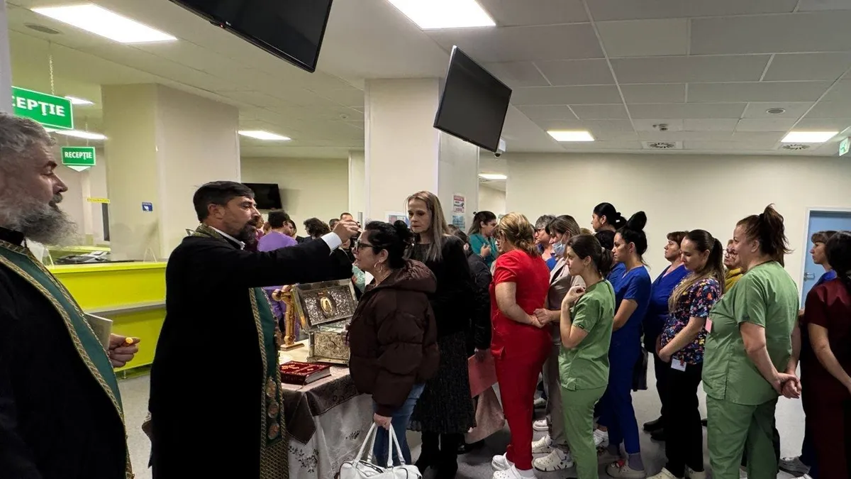 Anunț de maximă importanță a Spitalului Mioveni: racla cu moaștele Sfântului Nectarie, la spital Foto: Facebook Spitalul Mioveni