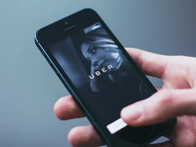 Uber și Bolt, datorie la ANAF (sursa: Pexels/freestocks.org)