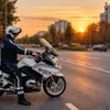Ministerul de Interne cere pietonilor români să poarte veste reflectorizante ca să nu-i calce mașina