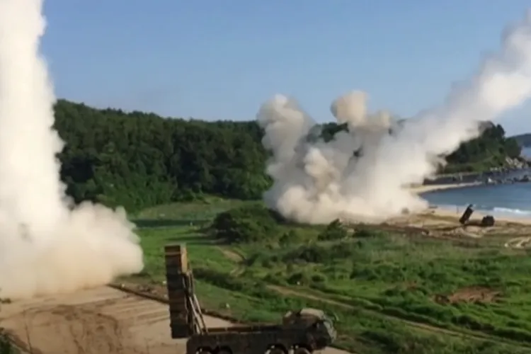 Opt rachete balistice lansate de Washington și Seul (sursa: Captura Youtube)