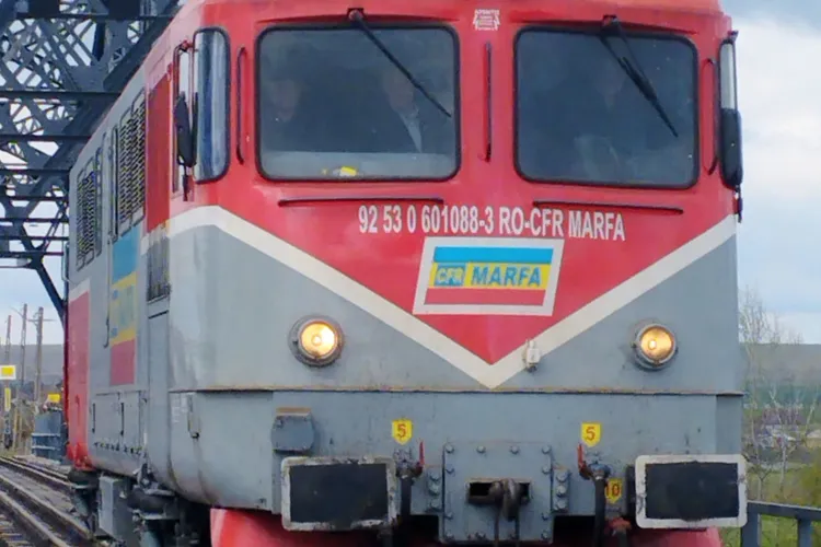 Moment istoric: prima locomotivă cu ecartament european a trecut Prutul Foto: Facebook CFR Infrastructura