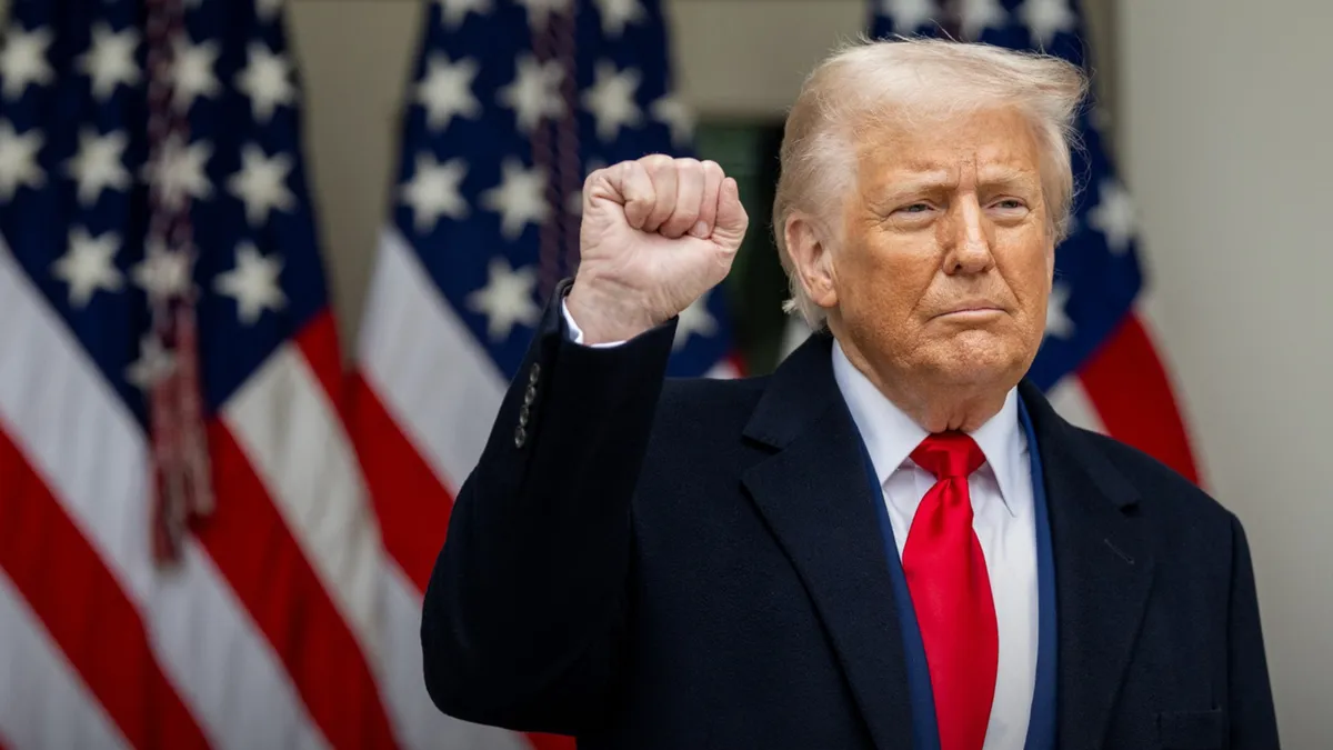 Trump provoacă Europa în privința Groenlandei (sursa: Facebook/The White House)