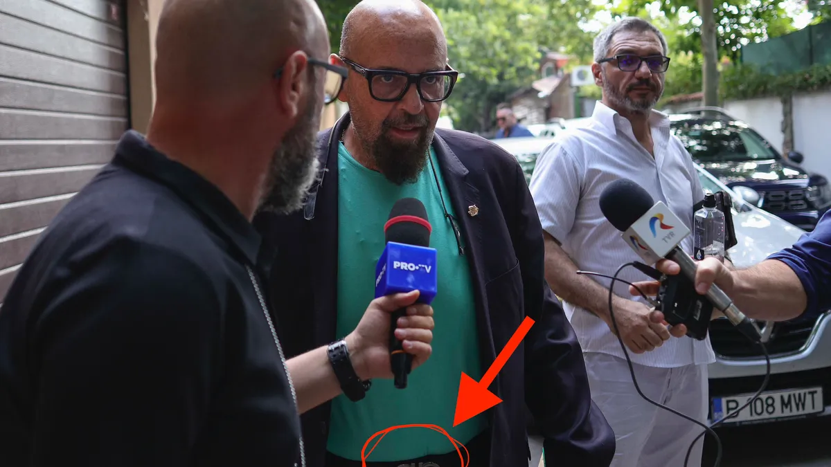 Piedone, cu curea Salvatore Ferragamo de sute de euro la percheziție (sursa: Inquam Photos/Octav Ganea)