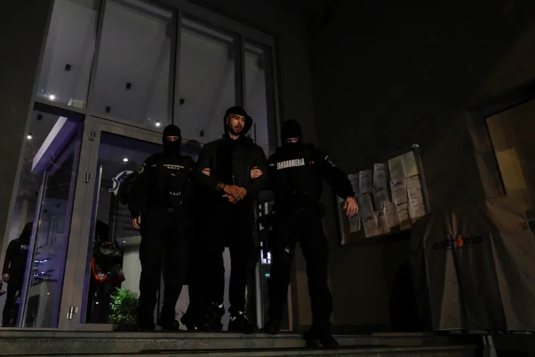 Andrew Tate, reținut pentru 24 ore (sursa: Inquam Photos/Octav Ganea)