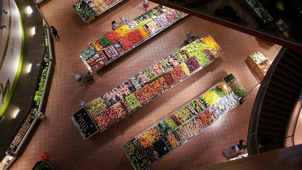 Orarul marilor rețele de supermarketuri în zilele de Paște Foto: Asociatia Marilor Rețele de Supermarketuri