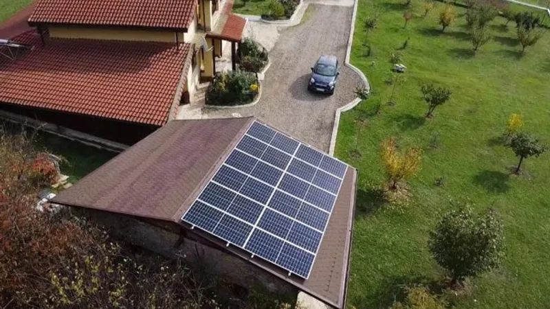 Se lansează programul pentru panouri fotovoltaice (sursa: ziaruldeiasi.ro)