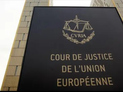 Căsătoriile gay din UE trebuie recunoscute în România (sursa: Facebook/European Court of Justice)