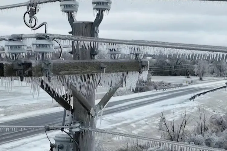 Furtună de iarnă devastatoare în SUA (sursa: CBS News)