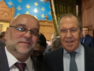 Mihai Lauruc, legături puternice în Rusia. Aici, împreună cu ministrul de Externe, Serghei Lavrov (dreapta) (sursa: Facebook/Михаило Лаурук)