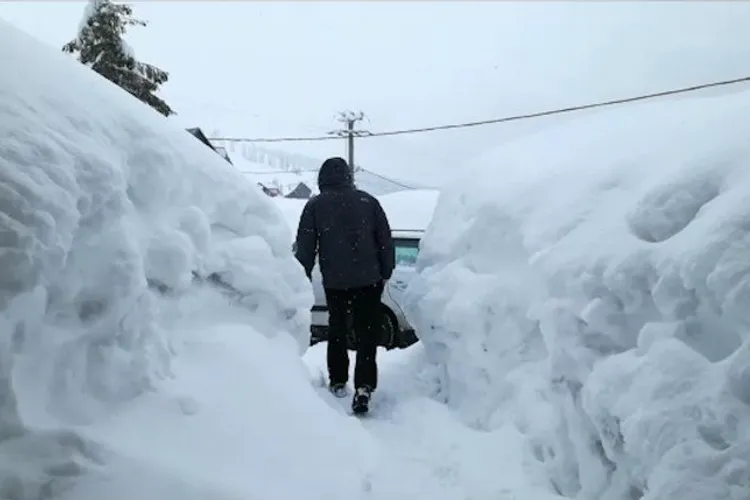 Zăpezile de altădată nu au dispărut (sursa: ziaruldeiasi.ro)