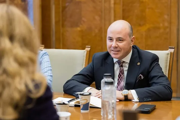 Deputatul PNL Muraru cere PSD şi ministrului Economiei să îl demită pe securistul Voicilaș Foto: Facebook