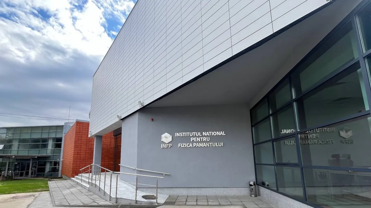 Două cutremure succesive în România (sursa: Facebook/Institutul Național de Cercetare-Dezvoltare pentru Fizica Pământului)