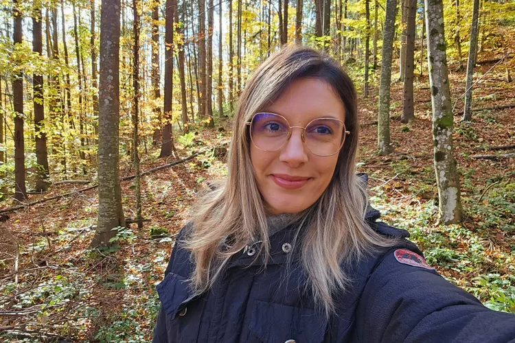 Închisoare pentru tăierea ilegală a arborilor (sursa: Facebook/Diana Buzoianu)