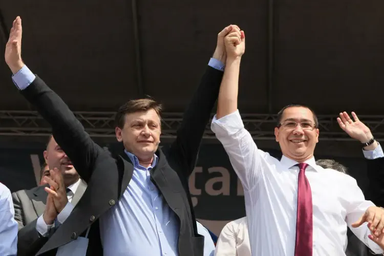 Ponta și Antonescu, respinși de CCR, cere ex-judecătorul Danileț (sursa: Hotnews)