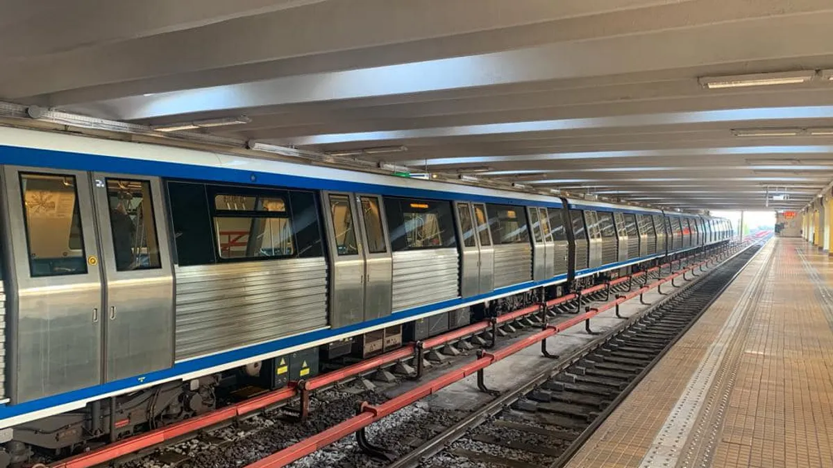 O posibilă grevă generală la metrou (sursa: Facebook/Metrorex)