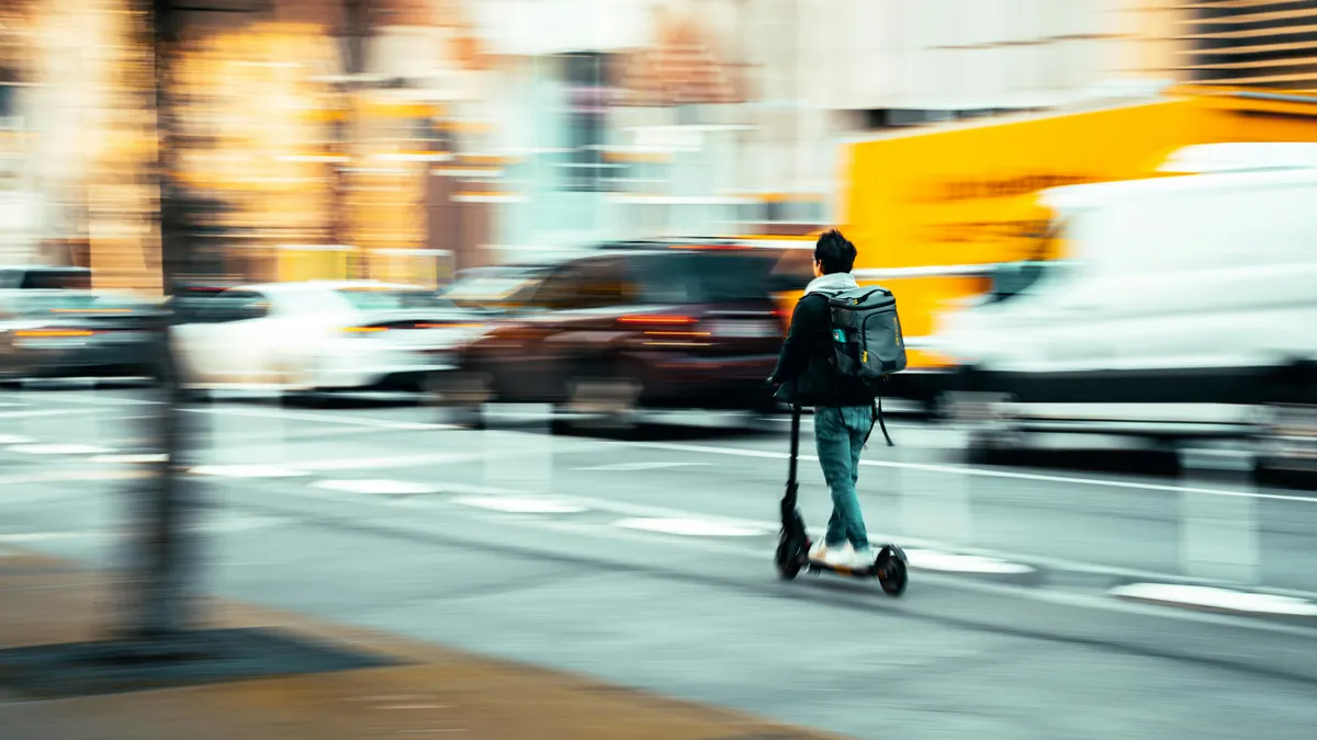 Trotinetele electrice, pericol public în România (sursa: Pexels/Wildfire 1775)